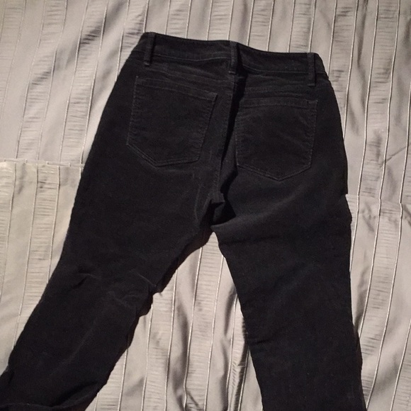 LOFT black corduroy 25/0 curvy skinny jeans - Picture 3 of 4